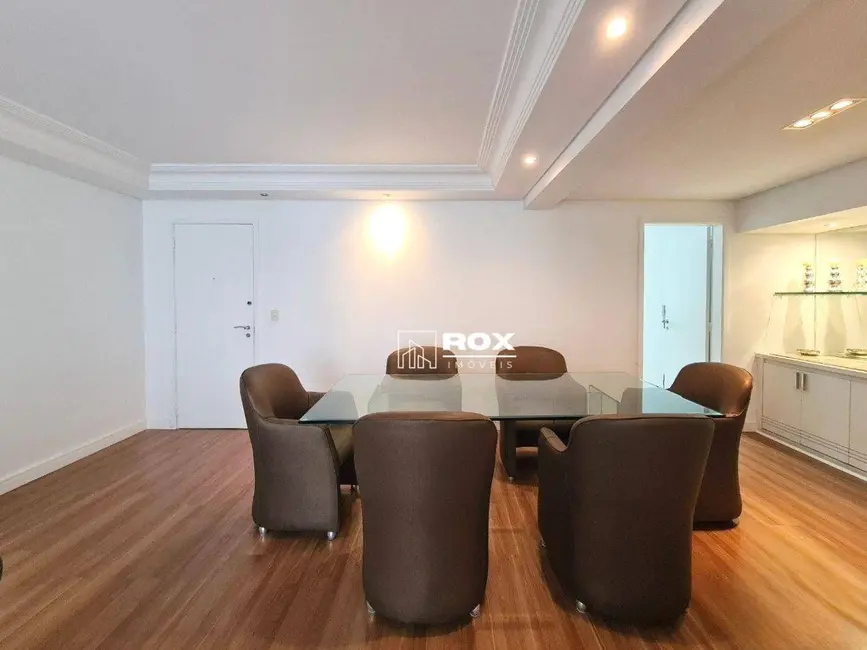 Foto 9 de Apartamento com 3 quartos para alugar, 253m2 em Centro, Curitiba - PR