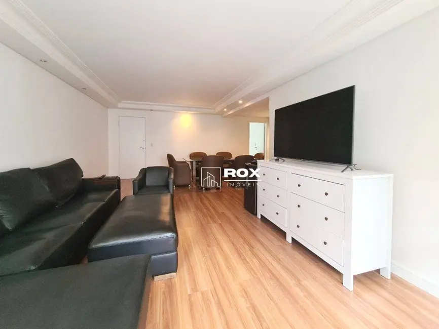 Foto 3 de Apartamento com 3 quartos para alugar, 253m2 em Centro, Curitiba - PR