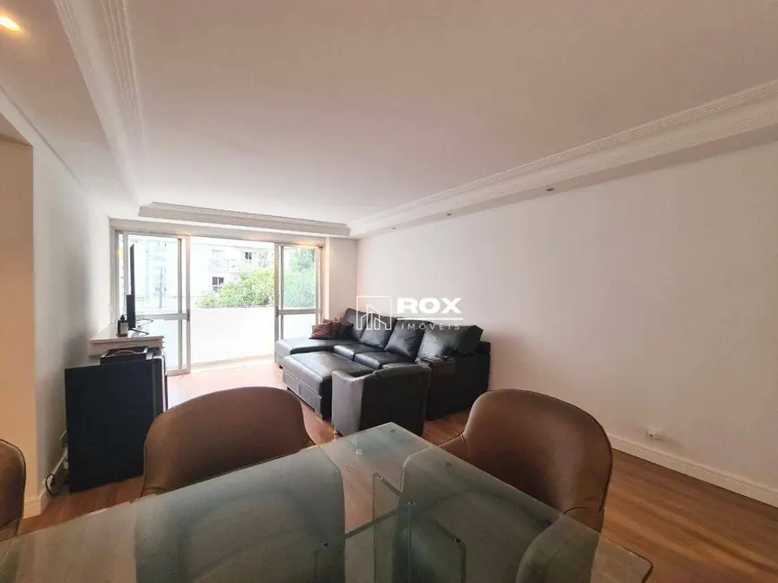 Foto 5 de Apartamento com 3 quartos para alugar, 253m2 em Centro, Curitiba - PR