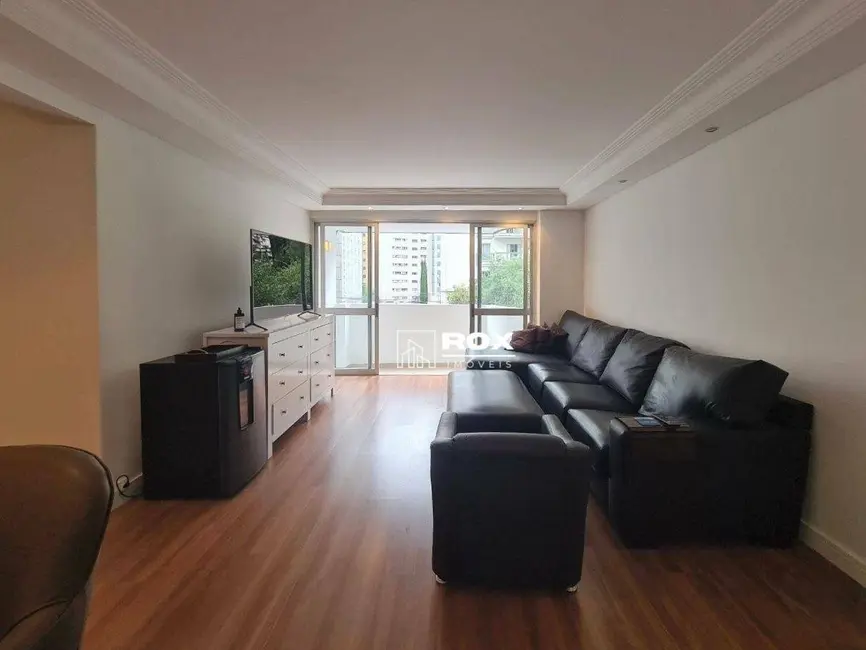 Foto 1 de Apartamento com 3 quartos para alugar, 253m2 em Centro, Curitiba - PR