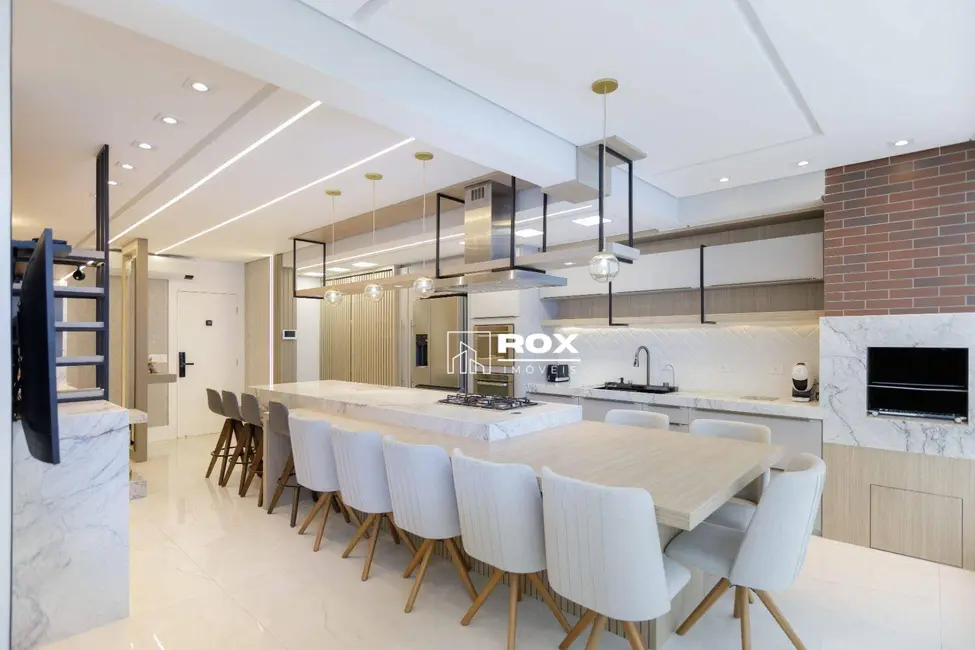 Foto 2 de Apartamento com 2 quartos à venda, 96m2 em São Francisco, Curitiba - PR