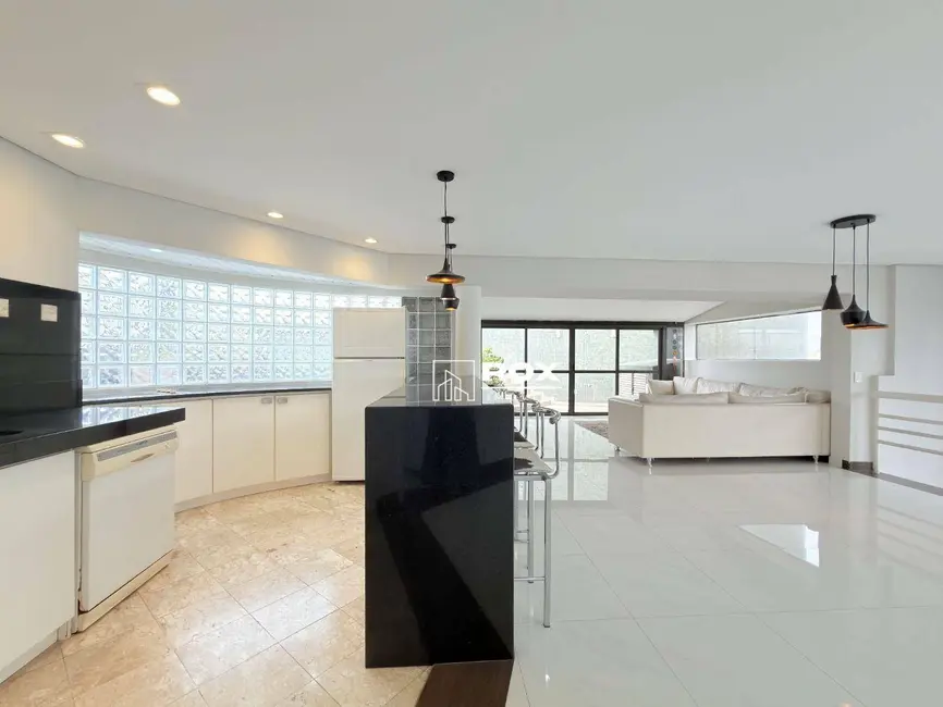 Foto 8 de Cobertura com 4 quartos para alugar, 626m2 em Mossunguê, Curitiba - PR