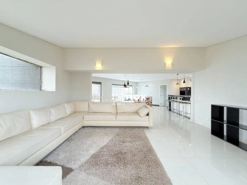 Foto 5 de Cobertura com 4 quartos para alugar, 626m2 em Mossunguê, Curitiba - PR