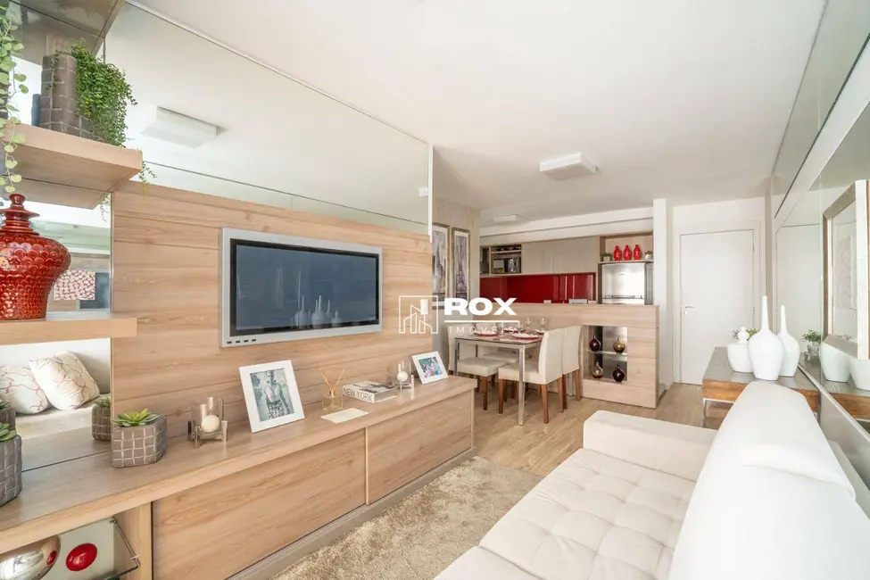 Apartamento com 3 quartos à venda, 130m2 em Capão Raso, Curitiba - PR - imagem 2 Foto 2 de Apartamento com 3 quartos à venda, 130m2 em Capão Raso, Curitiba - PR