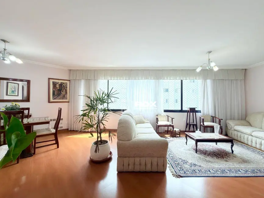 Apartamento com 3 quartos à venda, 266m2 em Batel, Curitiba - PR - imagem 1 Foto 1 de Apartamento com 3 quartos à venda, 266m2 em Batel, Curitiba - PR