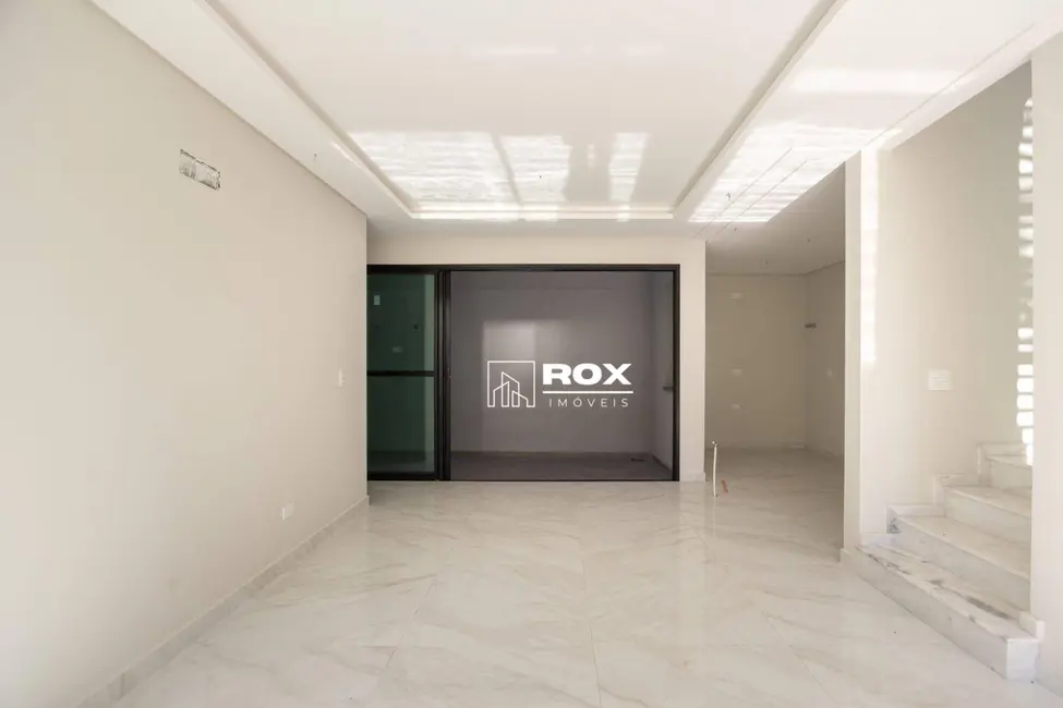 Sobrado com 3 quartos à venda, 115m2 em Água Verde, Curitiba - PR - imagem 4 Foto 4 de Sobrado com 3 quartos à venda, 115m2 em Água Verde, Curitiba - PR