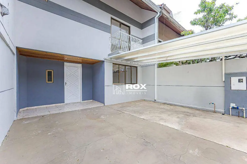 Foto 1 de Sobrado com 3 quartos para alugar, 110m2 em Capão da Imbuia, Curitiba - PR