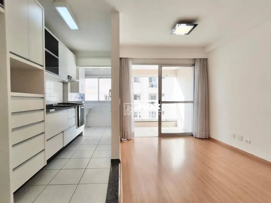 Apartamento com 2 quartos para alugar, 97m2 em Curitiba - PR - imagem 2 Foto 2 de Apartamento com 2 quartos para alugar, 97m2 em Curitiba - PR