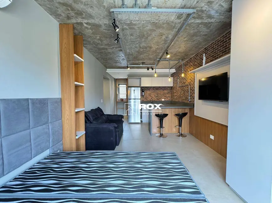 Foto 7 de Kitnet com 1 quarto para alugar, 62m2 em Água Verde, Curitiba - PR