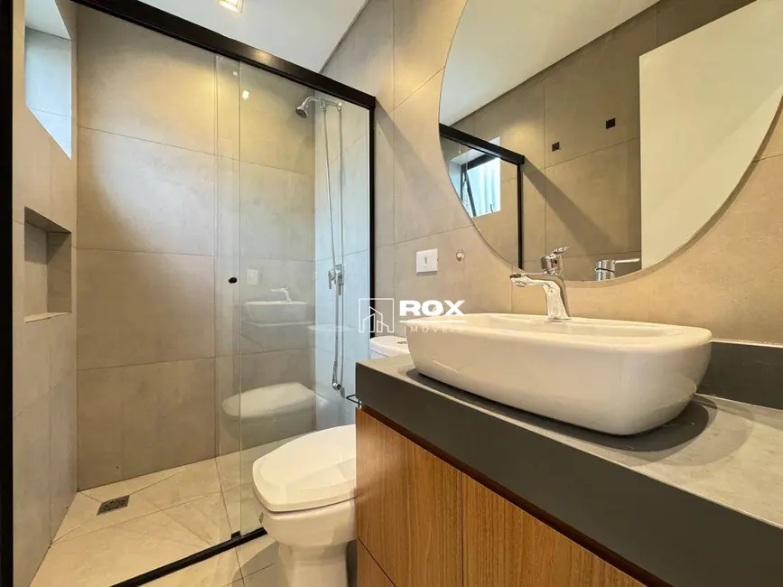 Foto 9 de Kitnet com 1 quarto para alugar, 62m2 em Água Verde, Curitiba - PR