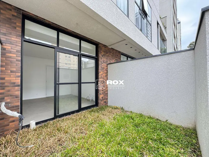 Kitnet com 1 quarto à venda, 43m2 em Água Verde, Curitiba - PR - imagem 3 Foto 3 de Kitnet com 1 quarto à venda, 43m2 em Água Verde, Curitiba - PR