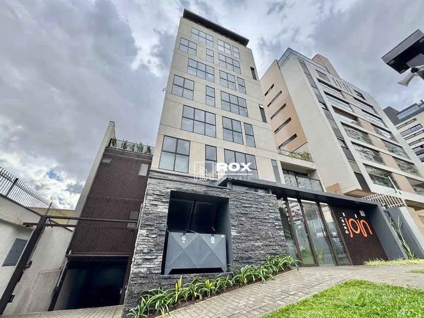 Kitnet com 1 quarto à venda, 43m2 em Água Verde, Curitiba - PR - imagem 1 Foto 1 de Kitnet com 1 quarto à venda, 43m2 em Água Verde, Curitiba - PR