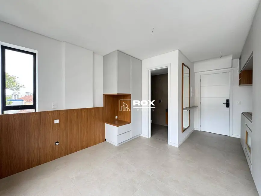 Kitnet com 1 quarto à venda, 43m2 em Água Verde, Curitiba - PR - imagem 8 Foto 8 de Kitnet com 1 quarto à venda, 43m2 em Água Verde, Curitiba - PR