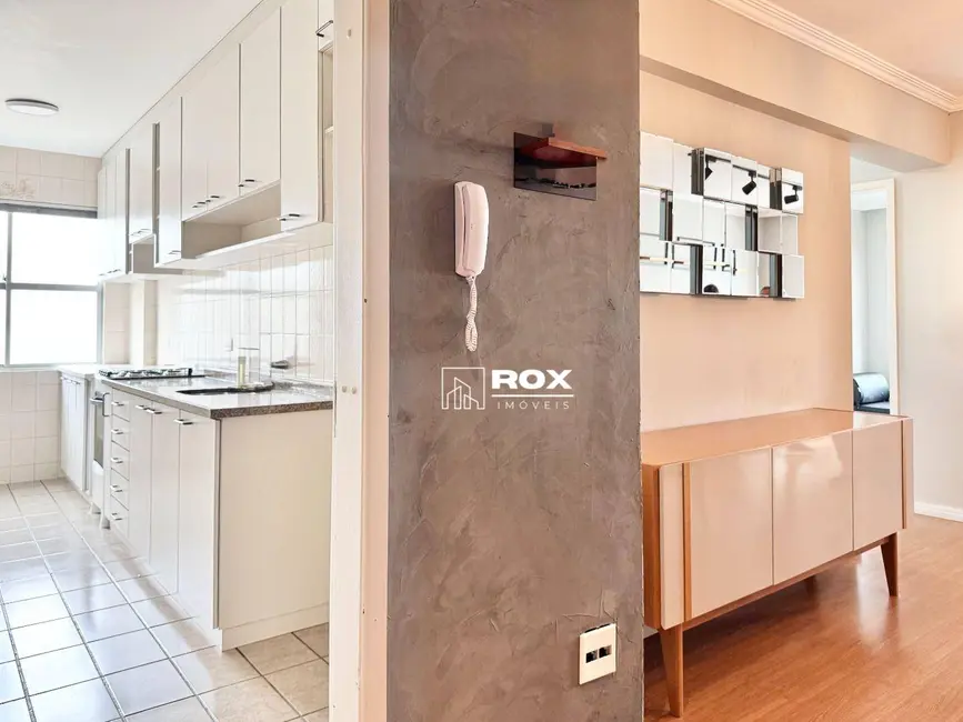 Apartamento com 3 quartos à venda, 104m2 em Vila Izabel, Curitiba - PR - imagem 9 Foto 9 de Apartamento com 3 quartos à venda, 104m2 em Vila Izabel, Curitiba - PR