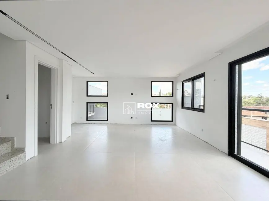 Foto 6 de Casa com 4 quartos para alugar, 367m2 em São Braz, Curitiba - PR