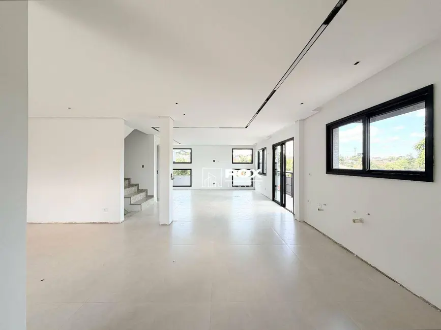 Foto 7 de Casa com 4 quartos para alugar, 367m2 em São Braz, Curitiba - PR