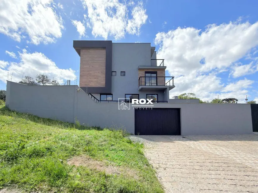 Casa com 4 quartos à venda, 367m2 em São Braz, Curitiba - PR - imagem 1 Foto 1 de Casa com 4 quartos à venda, 367m2 em São Braz, Curitiba - PR