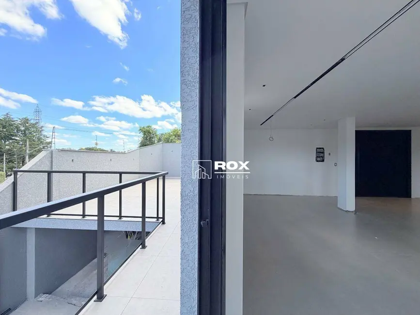 Casa com 4 quartos à venda, 367m2 em São Braz, Curitiba - PR - imagem 5 Foto 5 de Casa com 4 quartos à venda, 367m2 em São Braz, Curitiba - PR