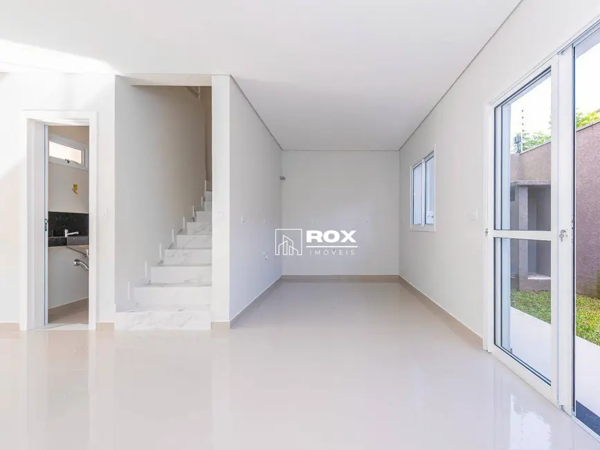 Foto 4 de Sobrado com 3 quartos à venda, 110m2 em Campo Comprido, Curitiba - PR