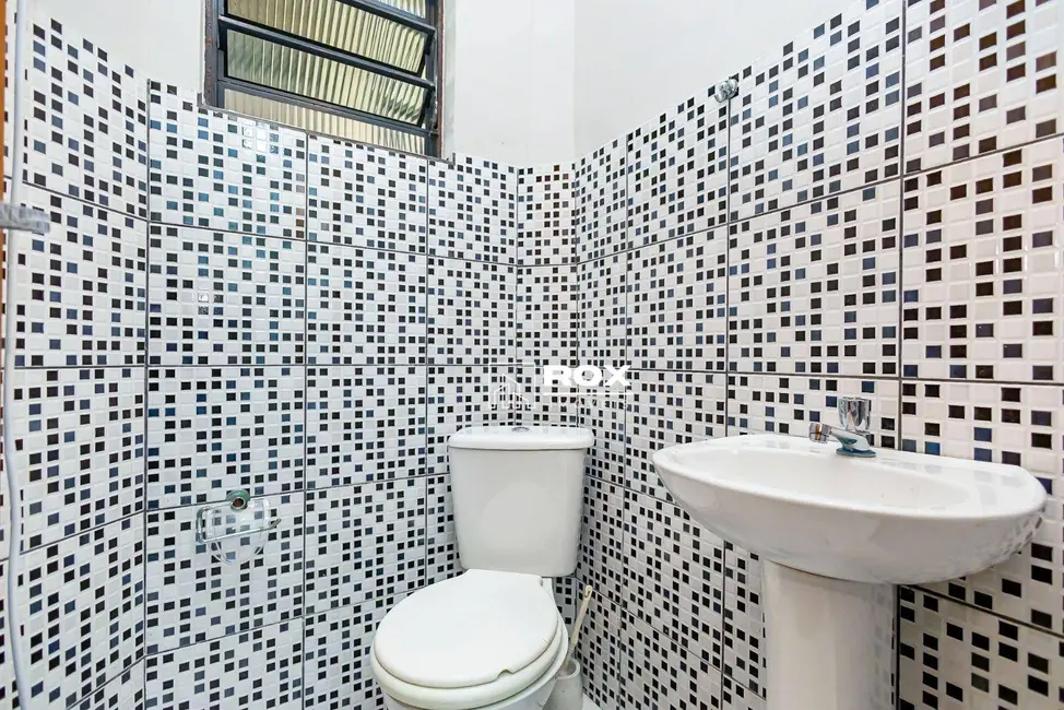 Foto 15 de Casa para alugar, 391m2 em Portão, Curitiba - PR