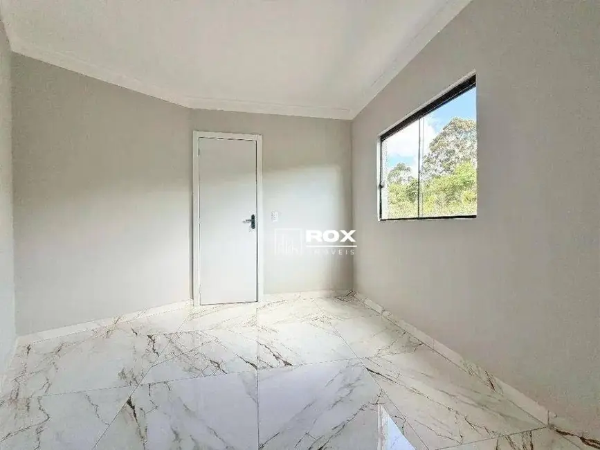 Foto 8 de Sobrado com 2 quartos à venda, 60m2 em Curitiba - PR