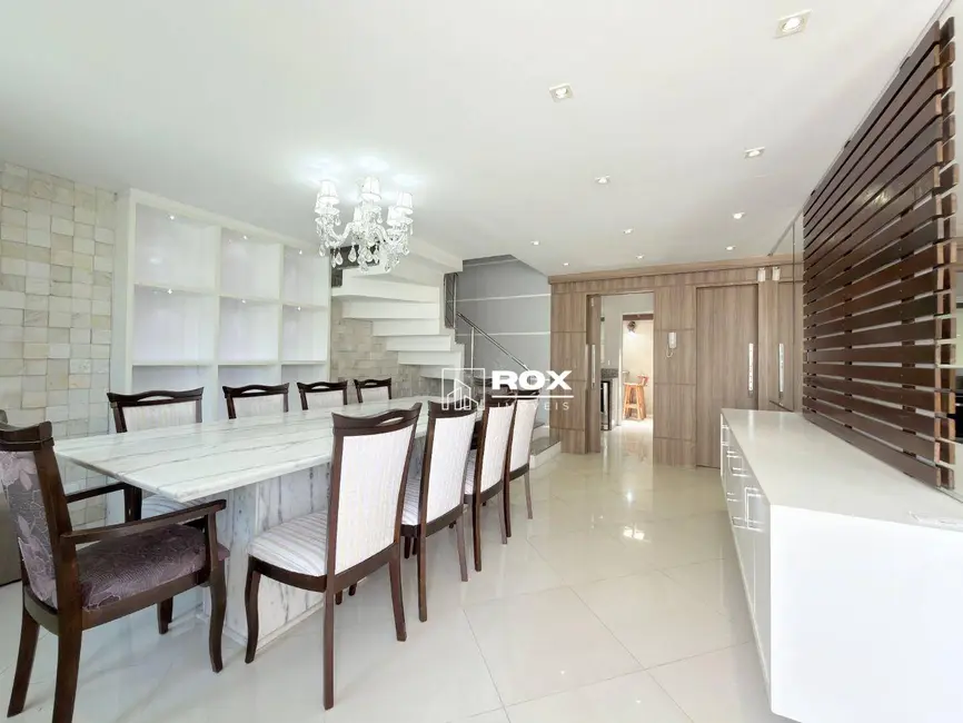 Foto 2 de Sobrado com 3 quartos à venda, 144m2 em Boqueirão, Curitiba - PR