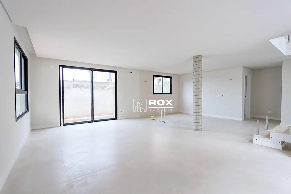 Foto 4 de Sobrado com 3 quartos à venda, 135m2 em Mercês, Curitiba - PR