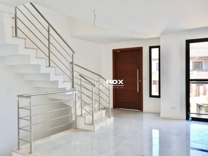 Foto 5 de Sobrado com 3 quartos para alugar, 120m2 em Tingui, Curitiba - PR