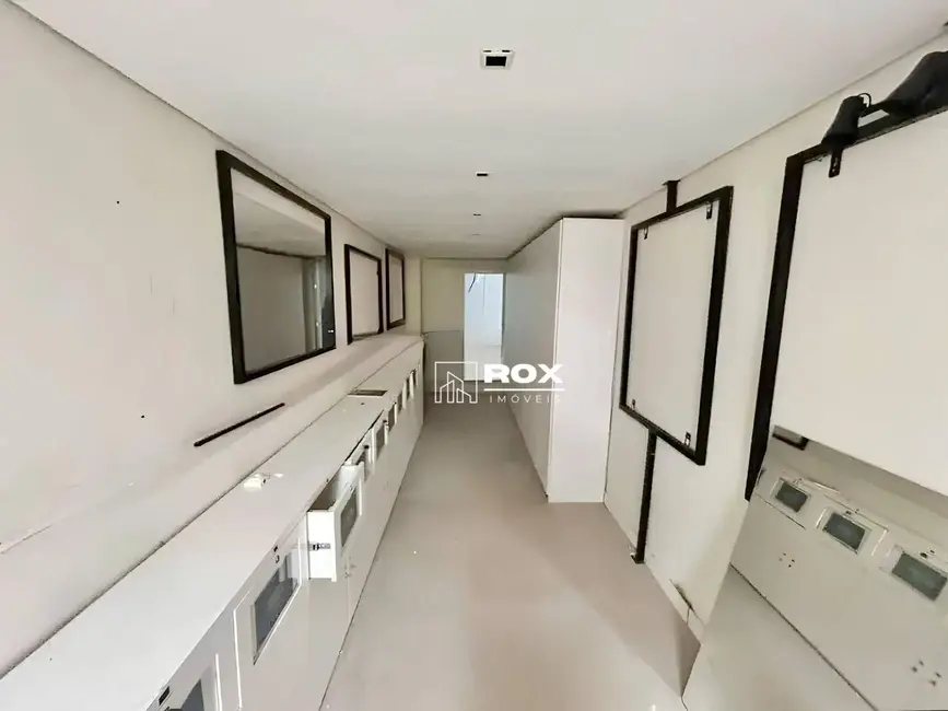 Foto 4 de Casa para alugar, 500m2 em Bigorrilho, Curitiba - PR