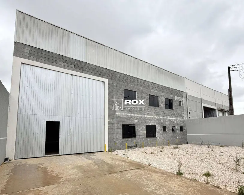Foto 1 de Armazém / Galpão para alugar, 412m2 em Mauá, Colombo - PR