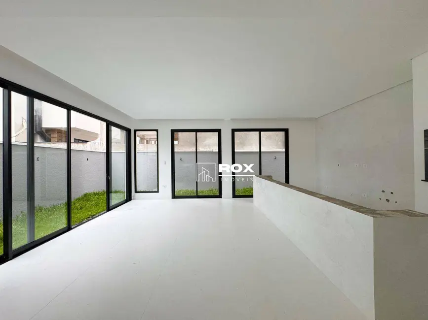 Foto 5 de Casa de Condomínio com 3 quartos para alugar, 141m2 em Santa Cândida, Curitiba - PR