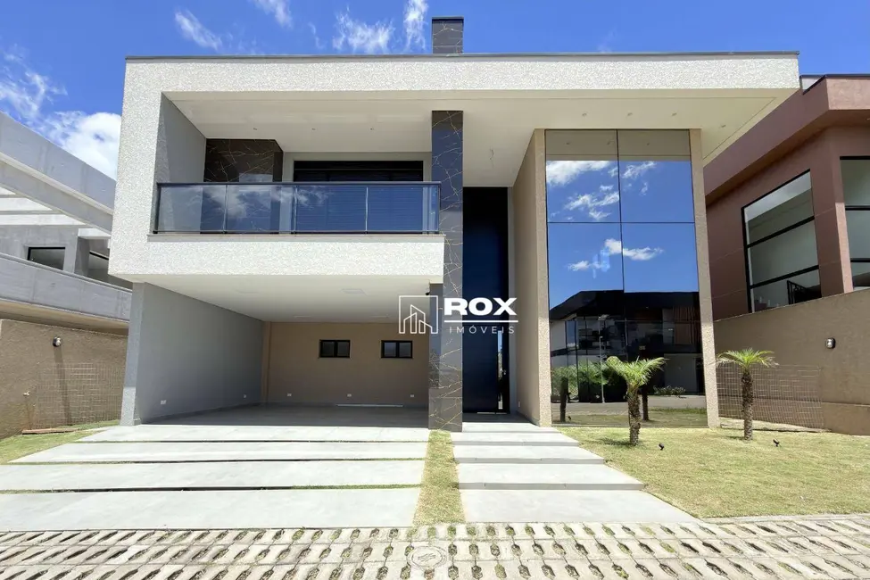Casa de Condomínio com 5 quartos à venda, 666m2 em Butiatumirim, Colombo - PR - imagem 1 Foto 1 de Casa de Condomínio com 5 quartos à venda, 666m2 em Butiatumirim, Colombo - PR
