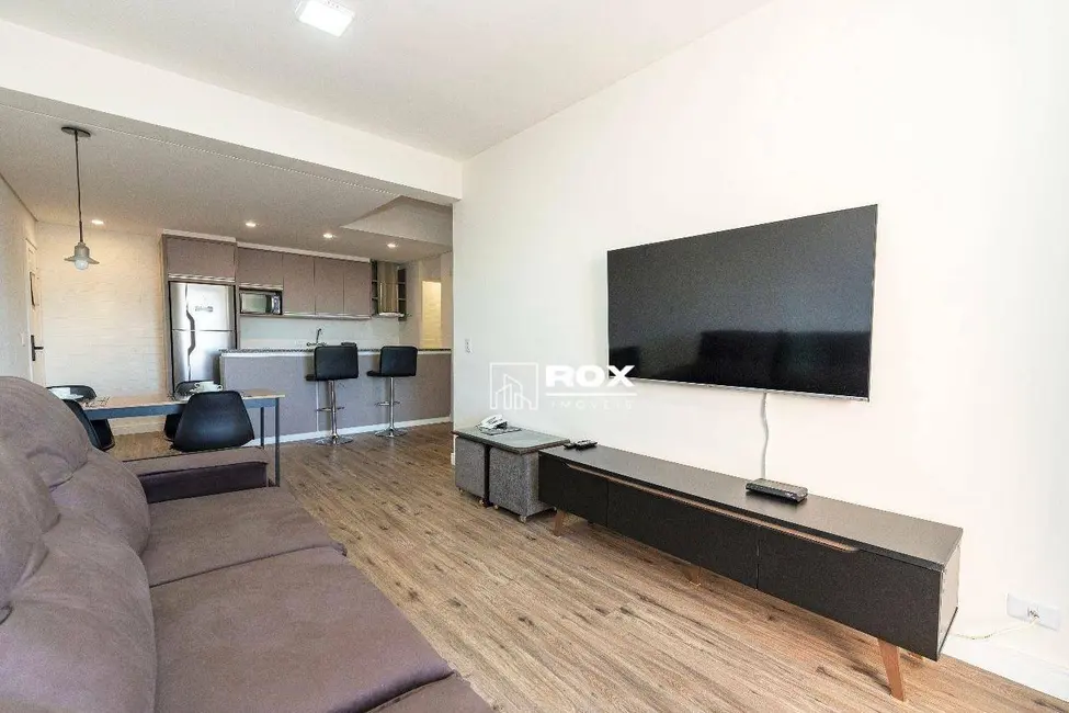 Apartamento com 1 quarto à venda, 75m2 em Centro, Curitiba - PR - imagem 8 Foto 8 de Apartamento com 1 quarto à venda, 75m2 em Centro, Curitiba - PR