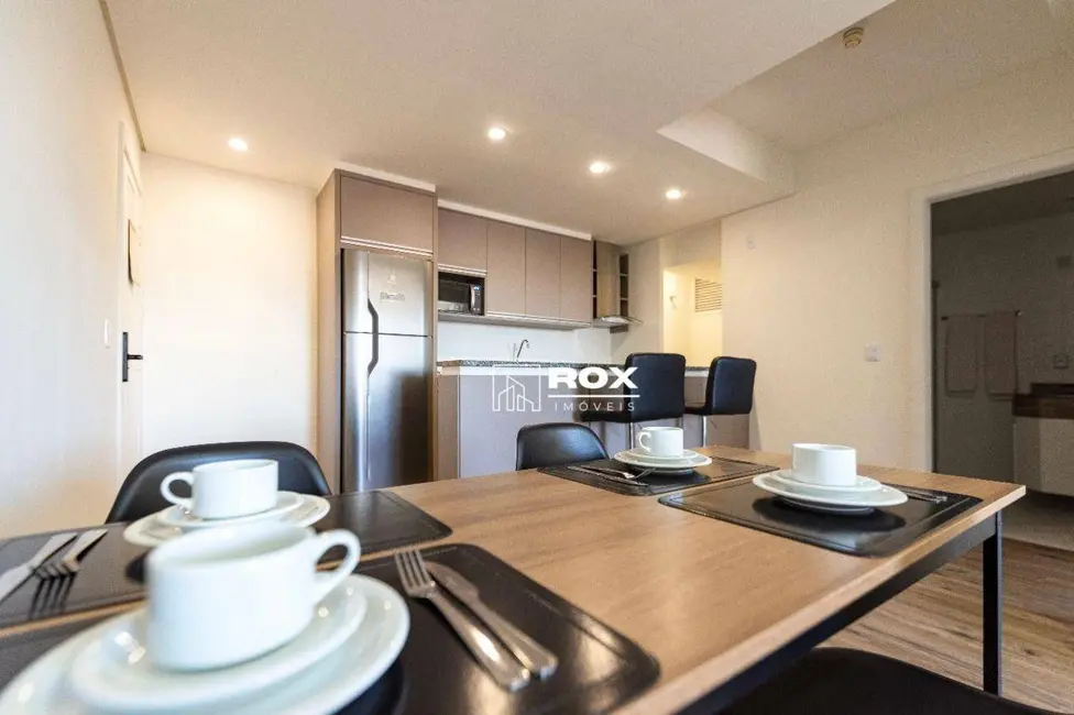 Apartamento com 1 quarto à venda, 75m2 em Centro, Curitiba - PR - imagem 5 Foto 5 de Apartamento com 1 quarto à venda, 75m2 em Centro, Curitiba - PR