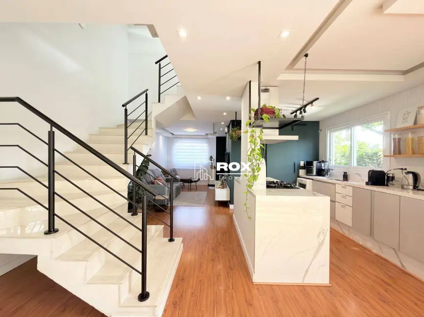 Foto 1 de Casa de Condomínio com 3 quartos à venda, 228m2 em Santa Felicidade, Curitiba - PR