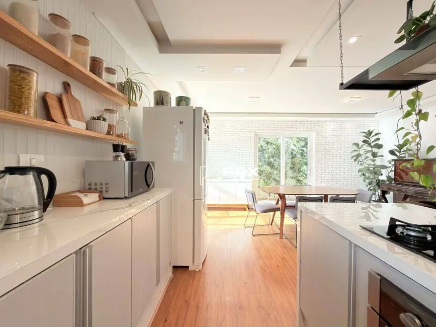 Foto 9 de Casa de Condomínio com 3 quartos à venda, 228m2 em Santa Felicidade, Curitiba - PR