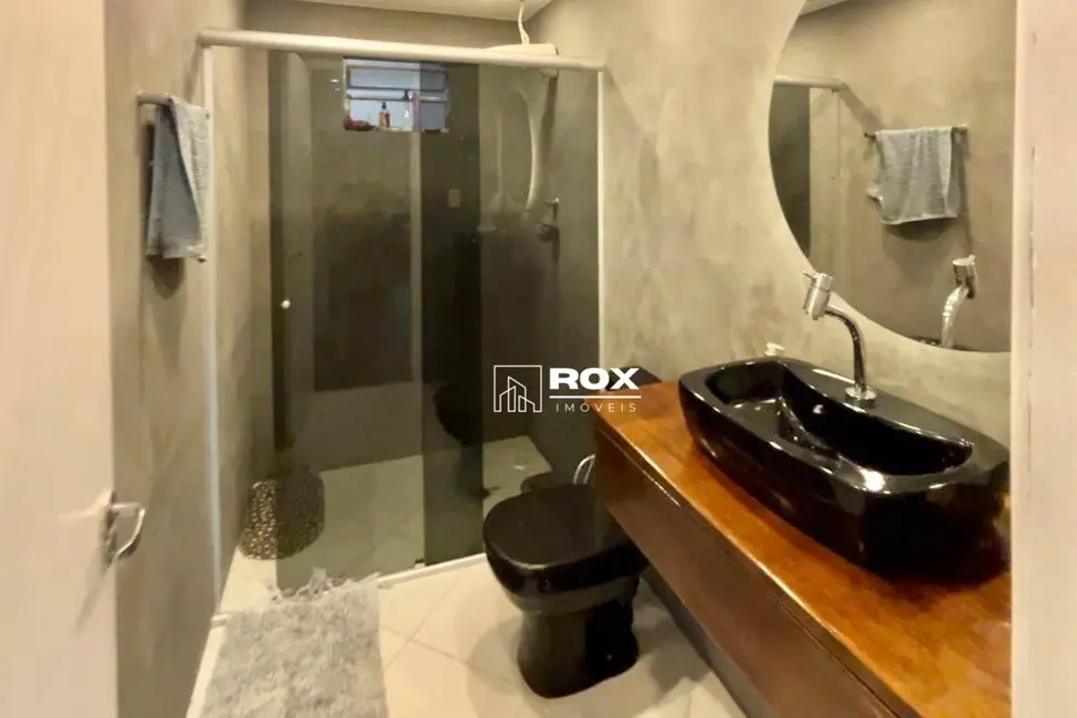 Casa com 3 quartos à venda, 198m2 em Alto Boqueirão, Curitiba - PR - imagem 9 Foto 9 de Casa com 3 quartos à venda, 198m2 em Alto Boqueirão, Curitiba - PR