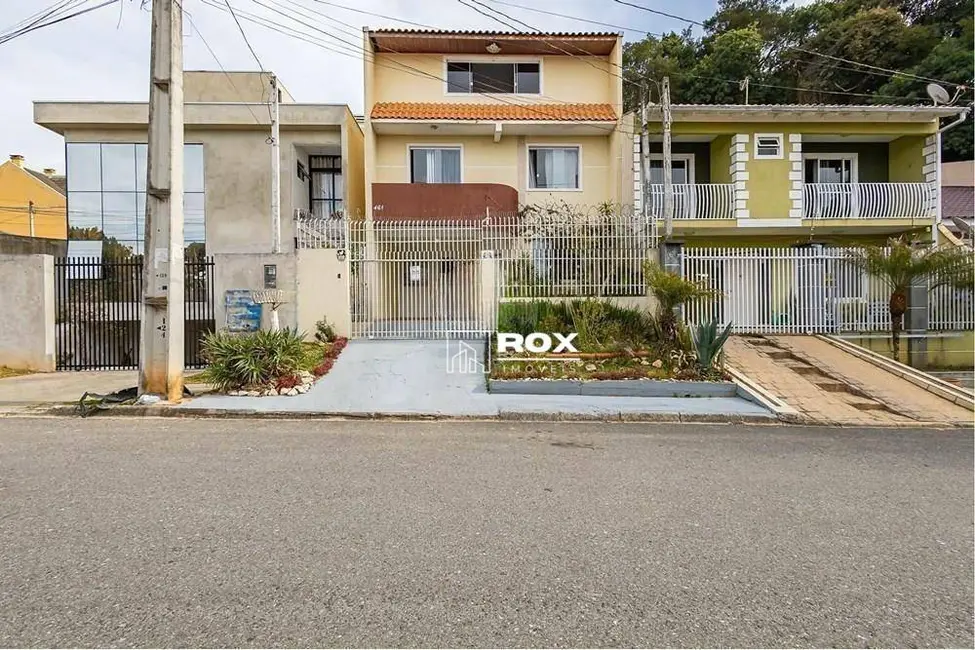 Foto 1 de Sobrado com 3 quartos à venda, 190m2 em Loteamento Marinoni, Almirante Tamandare - PR