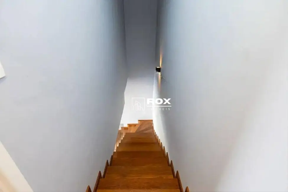 Cobertura com 1 quarto à venda, 64m2 em Campina do Siqueira, Curitiba - PR - imagem 5 Foto 5 de Cobertura com 1 quarto à venda, 64m2 em Campina do Siqueira, Curitiba - PR