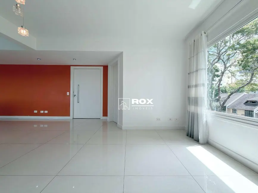 Foto 5 de Apartamento com 3 quartos para alugar, 224m2 em Água Verde, Curitiba - PR