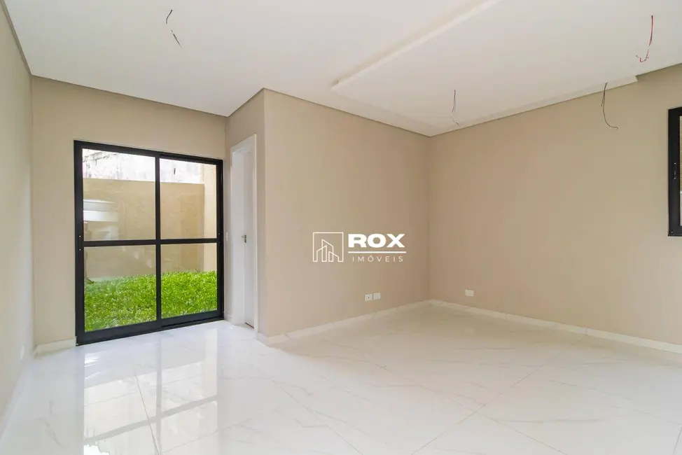 Foto 6 de Sobrado com 3 quartos à venda, 96m2 em Uberaba, Curitiba - PR