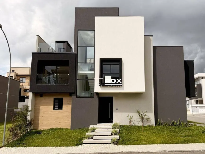 Foto 1 de Casa de Condomínio com 3 quartos para alugar, 194m2 em Santa Cândida, Curitiba - PR