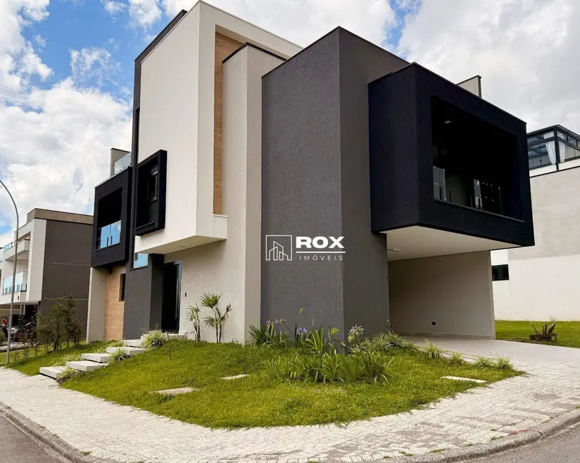 Foto 2 de Casa de Condomínio com 3 quartos para alugar, 194m2 em Santa Cândida, Curitiba - PR