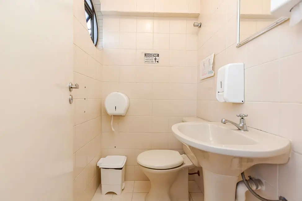 Foto 4 de Sala Comercial à venda, 281m2 em Portão, Curitiba - PR