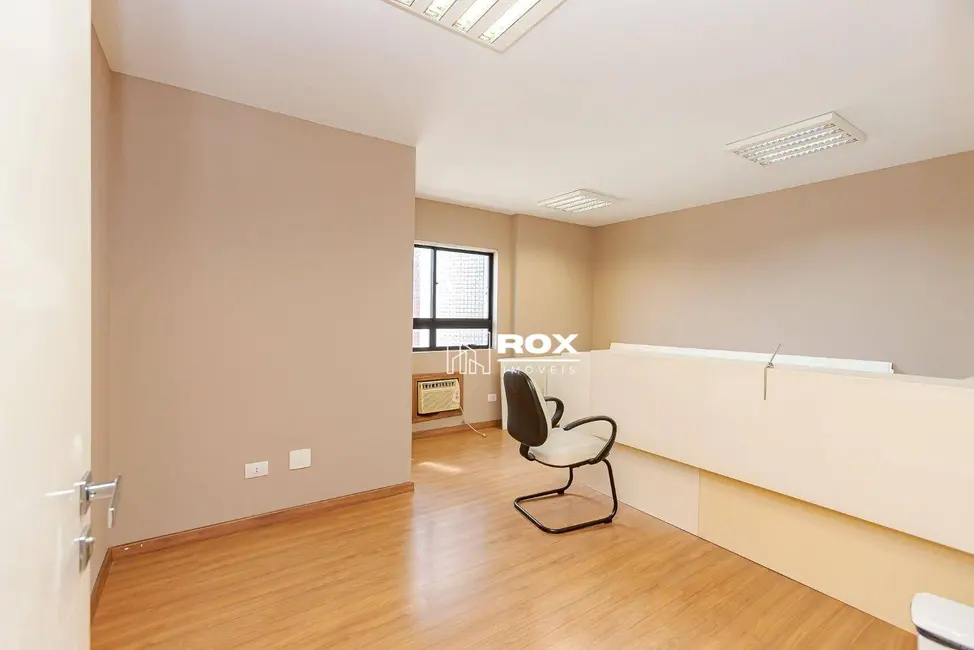 Foto 6 de Sala Comercial para alugar, 281m2 em Portão, Curitiba - PR