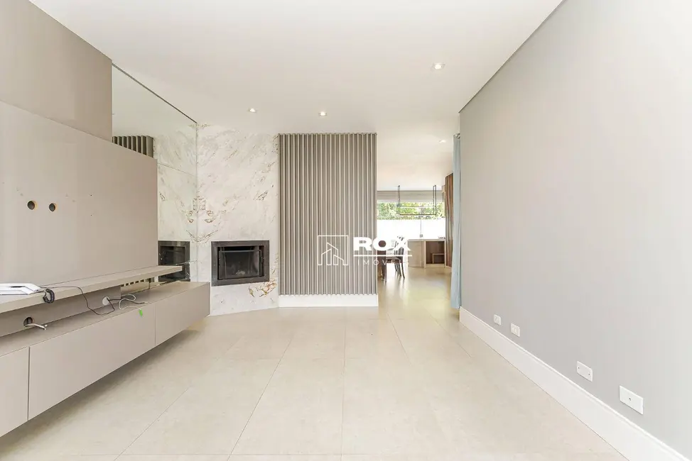 Foto 4 de Casa de Condomínio com 3 quartos para alugar, 223m2 em Santa Cândida, Curitiba - PR