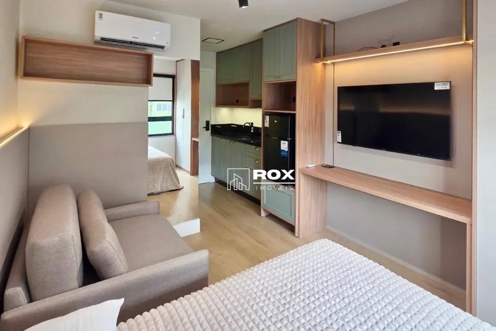 Kitnet com 1 quarto à venda, 29m2 em Centro, Curitiba - PR - imagem 2 Foto 2 de Kitnet com 1 quarto à venda, 29m2 em Centro, Curitiba - PR