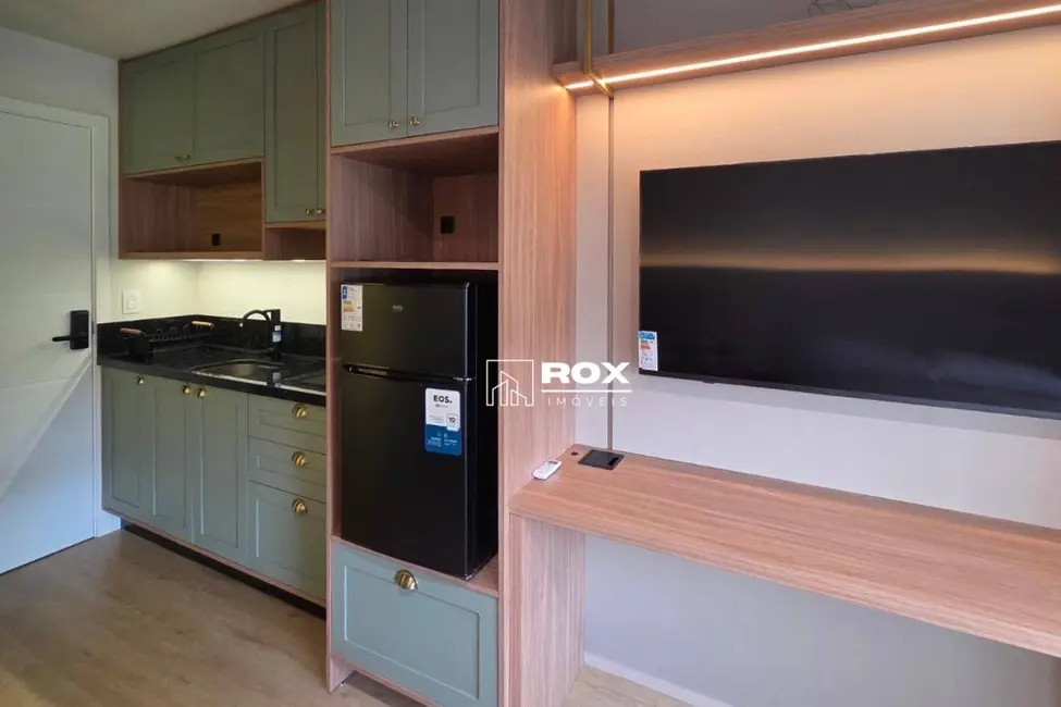 Kitnet com 1 quarto à venda, 29m2 em Centro, Curitiba - PR - imagem 4 Foto 4 de Kitnet com 1 quarto à venda, 29m2 em Centro, Curitiba - PR