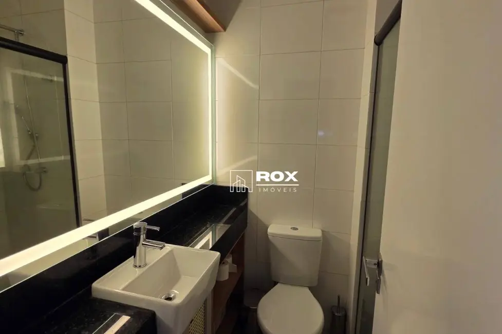 Kitnet com 1 quarto à venda, 29m2 em Centro, Curitiba - PR - imagem 7 Foto 7 de Kitnet com 1 quarto à venda, 29m2 em Centro, Curitiba - PR