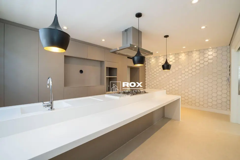 Foto 4 de Casa de Condomínio com 5 quartos para alugar, 527m2 em São João, Curitiba - PR